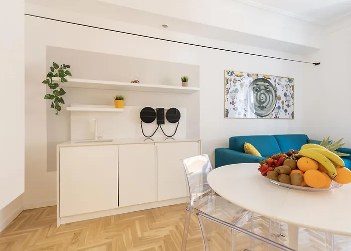 Hostly-puccini Luxury Home-near Colosseum & Trevi